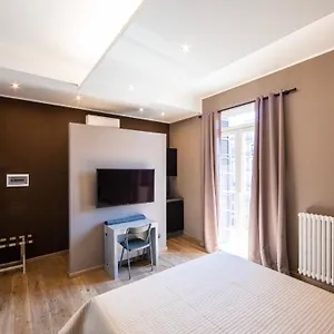 New Amazing Mono Located In Moscova District From Moscova Group Apartment Mailand